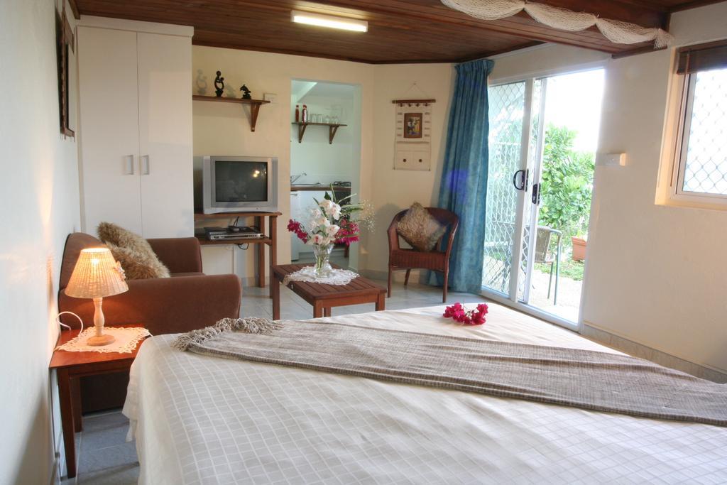 Seachange Lodge Port Vila Oda fotoğraf